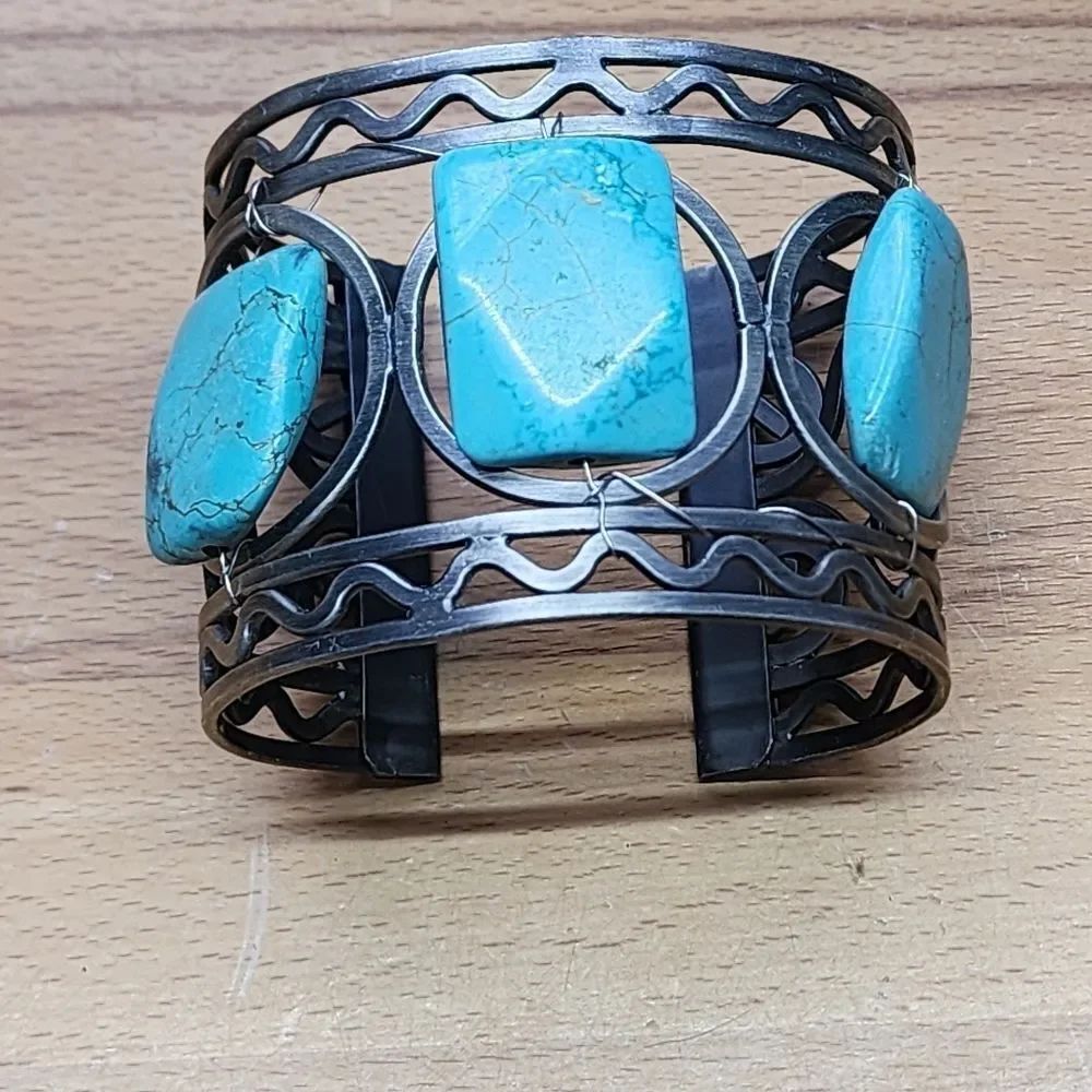 Chunky Cuff Bracelet Silver & Turquoise